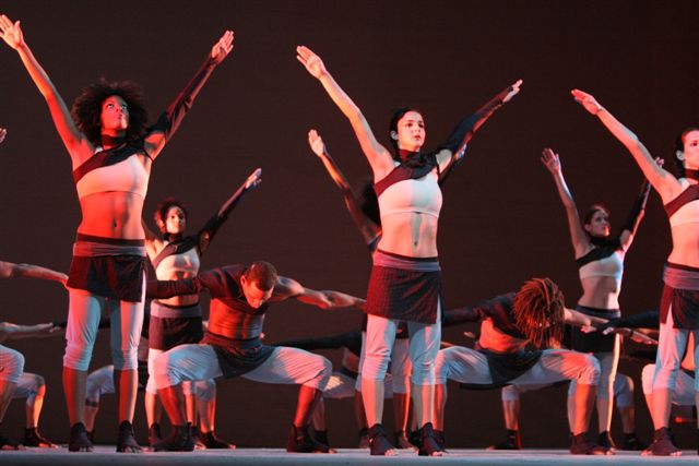 Danza Contemporánea de Cuba inicia su temporada 2011. Foto gentileza de DCC.