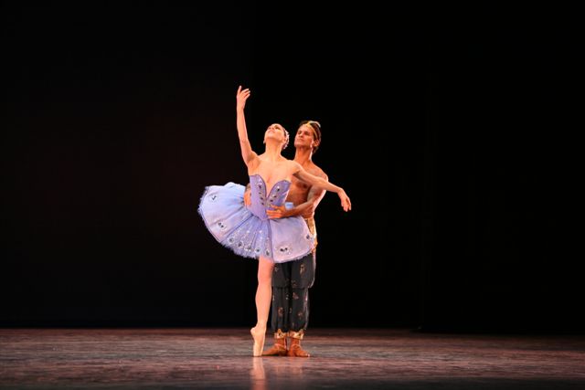 Paloma Herrera y José Manuel Carreño en "Corsario". Foto: Nancy Reyes.