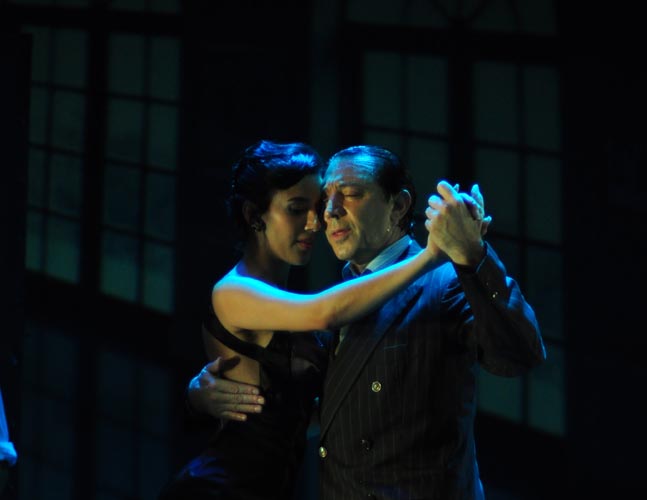Miguel Ángel Zoto vuelve a la escena de Buenos Aires con un nuevo espectáculo: “Puro Tango”. Fotos gentileza Tango x2