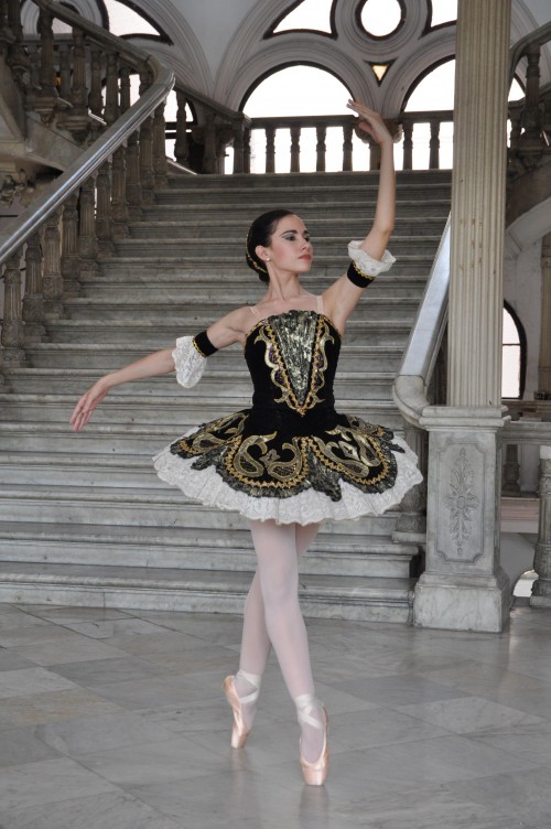 Gabriela Mesa, alumna de la Escuela Nacional de Ballet en La Habana. Foto gentileza de ENB.
