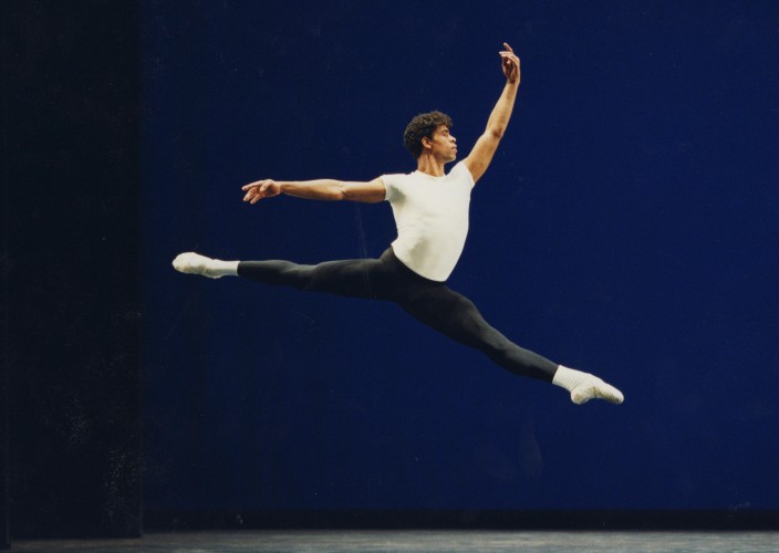 Carlos Acosta, en "Agón", reconocido con el mayor premio de Cuba. Foto: Bill Cooper. Archivo Danzahoy.