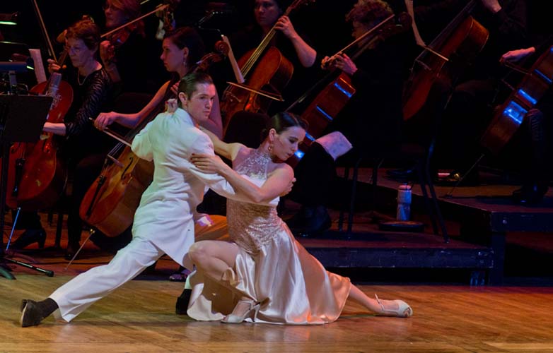 Annatina Luck y Anton Gazenbeek bailaron en el DC Tango Festival, organizado por la PASO en Washington, DC. Fotos: Shalev  Weinstein. Gentileza de PASO.