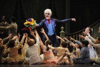 Val Caniparoli fue Herr Drosselmeyer en el "Cascanueces" del San Francisco Ballet presentado en el Opera House de la ciudad. Foto: Eric Tomasson. Gentileza SFB.