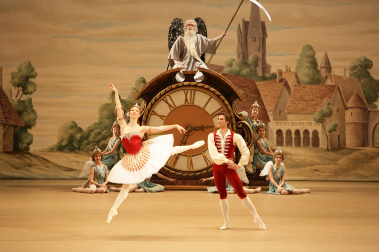 Maria Aleksandrova y Ruslan Skvortov, del Ballet Bolshoi, bailarán "Coppelia" el jueves 30 de mayo en el Kennedy Center de Washington, DC. Foto: Damir Yusupov. Gentileza JFKC.