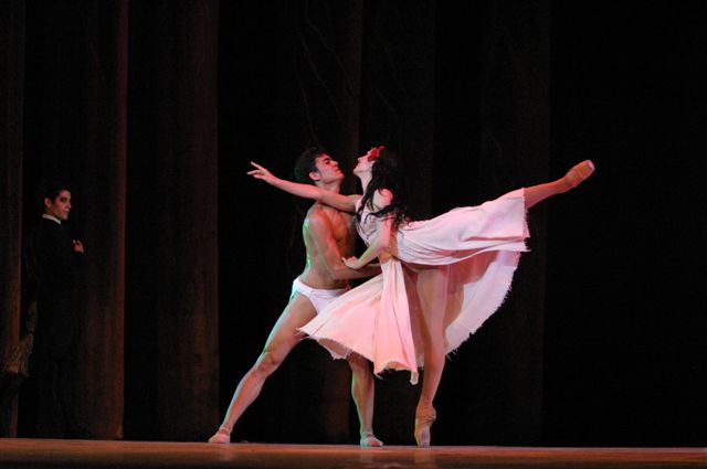 El ballet “Electra Garrigó”, de 1941, rindió homenajes al escritor Virgilio Piñera por el centenario de su nacimiento. Foto: Nancy Reyes. Gentileza BNC..