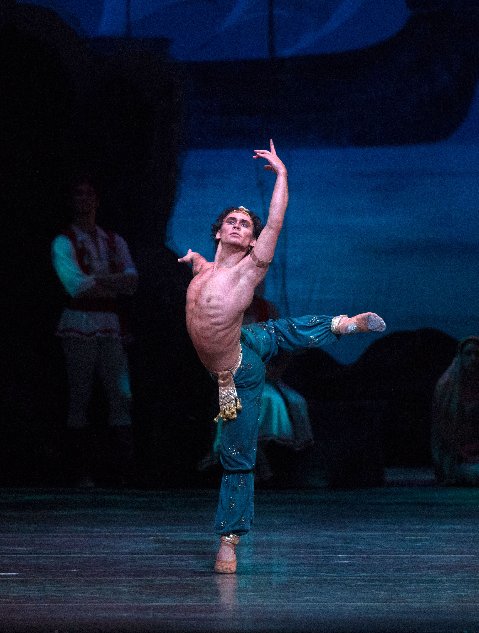 Ivan Vasiliev interpretó a Alí en "El Corsario", en el final de la temporada del ABT en el Met de Nueva York. Foto: Rosalie O´Connor. Gentileza ABT.