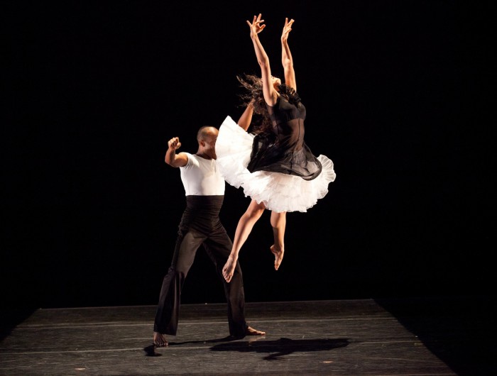 El Ballet Hispánico presentó en el Joyce Theater “Nube Blanco”, obra con zapateados andaluces y toques tangueros.  Foto: Rosalie O'Connor. Gentileza BH.