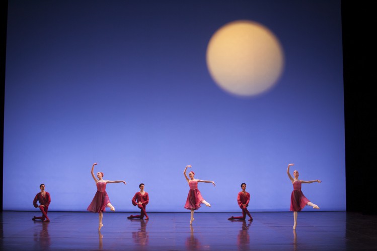 "Péchés de jeunesse", de Jean-Guillaume Bart, por la Escuela de Danza de la Ópera de París. Foto: Sébastien Mathé. Gentileza ONP.