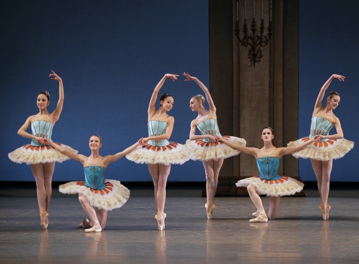 El New York City Ballet presentó, de George Balanchine, "Tchaikovsky Suite No. 3". Foto:  Paul Kolnik. Gentileza JFKC.