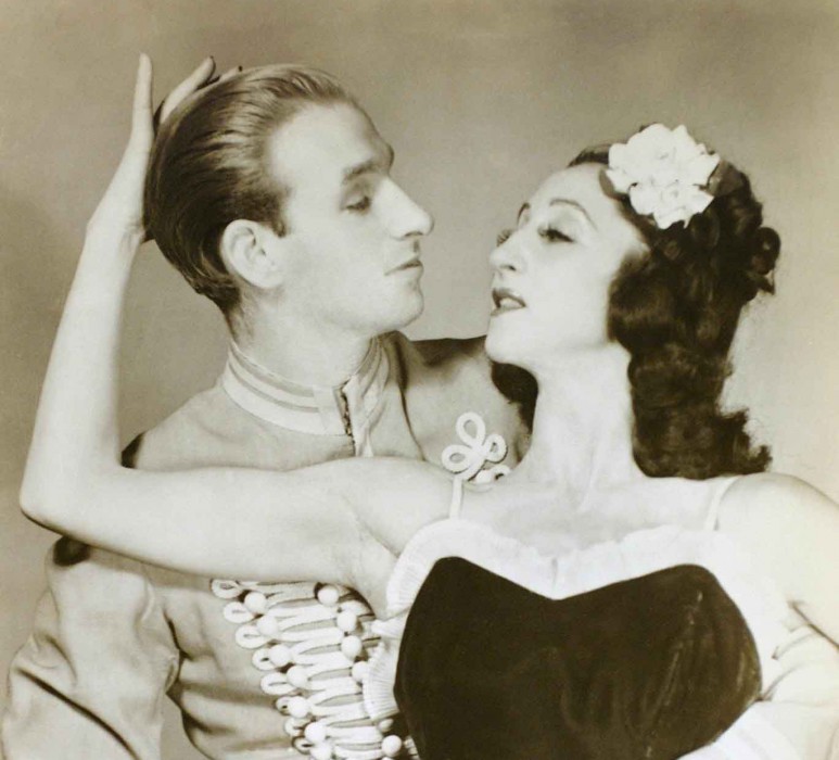 Frederic Franklin y Alexandra Danilova en “Le Beau Danube”, de Leonide Massine con Ballet Russe de Monte Carlo. Foto: Archivo. Gentileza Ballet Russes Film.