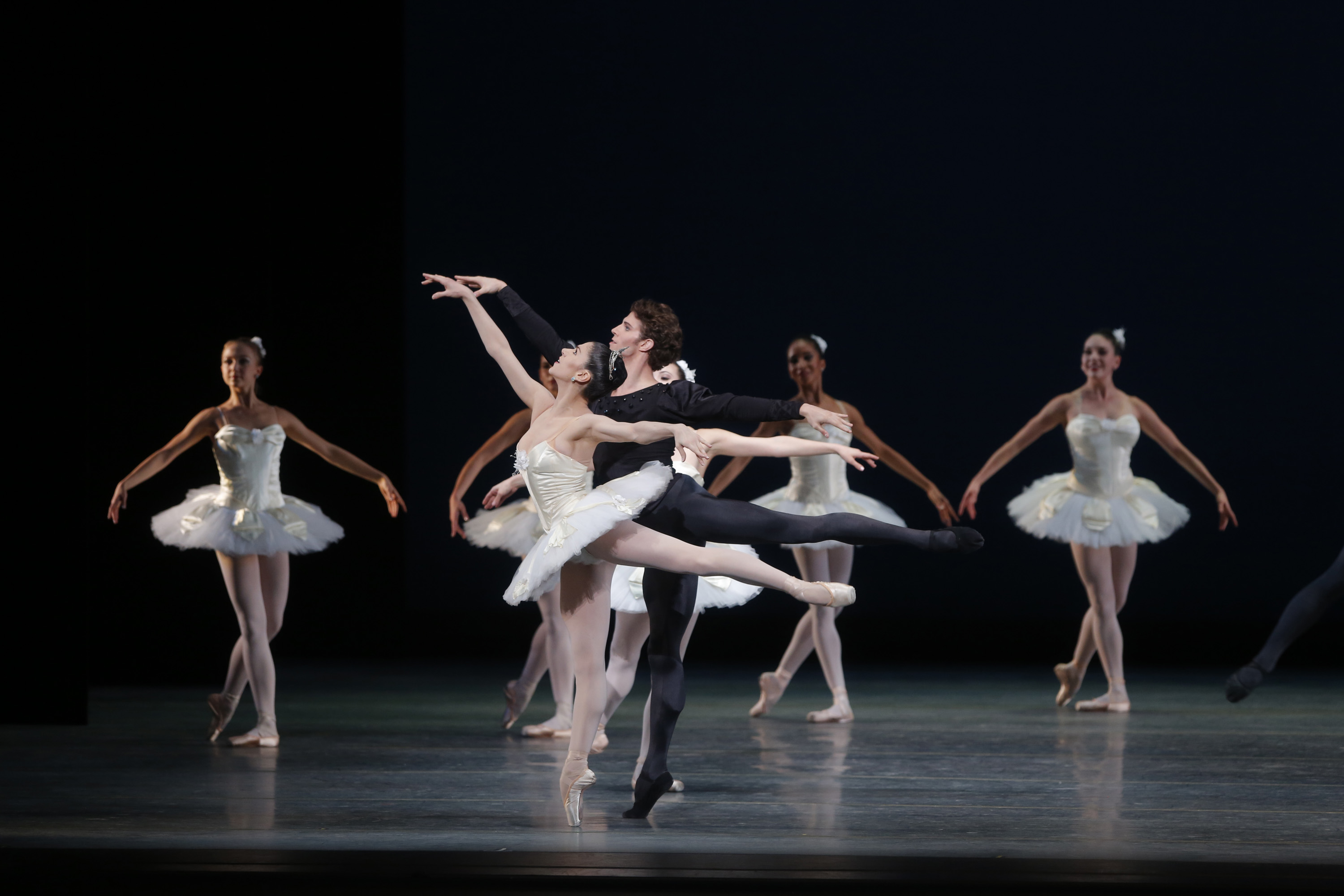 Paloma Herrera and James Whiteside del ABT en "Symphony in C" © The George Balanchine Trust. Foto: Marty Sohl. Gentileza ABT.