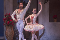 José Manuel Carreño fue Basilio junto a Junna Ige, en las funciones de "Don Quijote" del Ballet San Jose, en febrero de 2013. Foto: Robert Shomler. Gentileza BSJ.