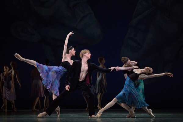 El ABT presentó en el Metropolitan Opera House de Nueva York  a Paloma Herrera, Isabella Boylston, Julie Kent y David Hallberg,en "Chamber Symphony", de Ratmansky. Foto: Marty Sohl. gentileza ABT.