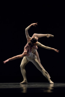 "Tres Preludios", del coreógrafo Ben Stevenson, basado en la música de Sergei Rachmaninov. Foto: Jesús Vallinas. Gentileza CND.