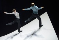 Edward Klug, coreógrafo de origen rumano, aportó para el Ballett Zürich el estreno mundial del programa con “Hill Harper’s Dream”. Foto: Bettina Stöss. Gentileza BZ.