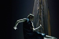 “Sleight of Hand”, de Sol León y Paul Lightfoot, estrenada en 2007, hizo ahora su entrada al repertorio del Ballett Zürich. Foto: Bettina Stöss. Gentileza BZ.