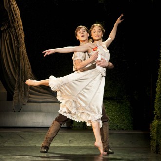 Matthew Bourne narra su propia historia del cuento clásico de "La Bella durmiente" en Nueva York. Foto: Simon Annand. Gentileza CC.