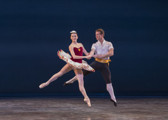 "Tarantella", de George Balanchine, bailado por Megan Fairchild y Daniel Ulbricht. Foto: Alejandro Gómez. Gentileza BSJ.