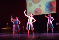 Trajes y música contemporánea para el espectáculo de Compañía Flamenca ECOS en el Teatro Mella. Foto gentileza Compañía Flamenca ECOS.