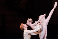 El Royal Ballet de Londres y su versión de "La bella durmiente", en el escenario del Covent Garden. Fotogentileza RB.