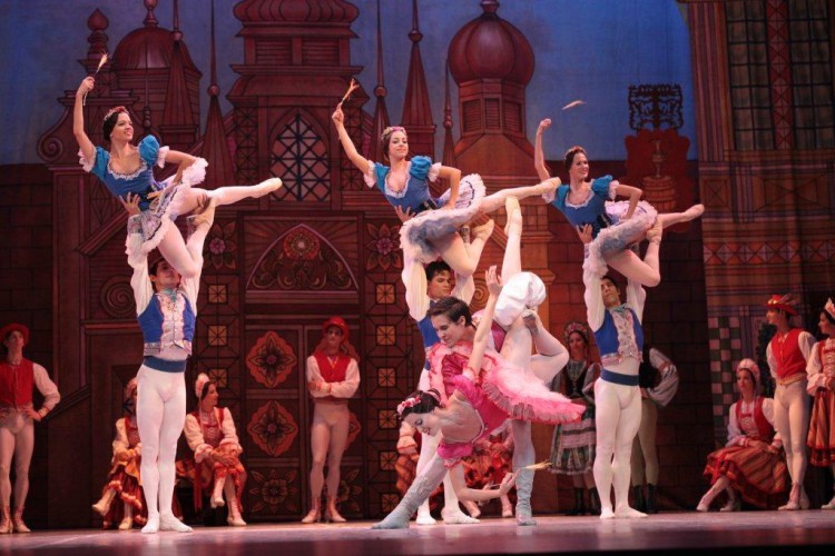 El Ballet Nacional de Cuba llevó al Teatro Nacional su versión de "Coppélia". Foto: Nancy Reyes. Gentileza NR/BNC.