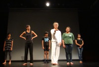 El bailarín y coreógrafo Tadashi Endo en el marco de la residencia artística que se realizó en México, dictó una conferencia magistral sobre butoh. Foto: Alfonso Loranca.