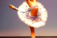 La beca más importante, la Anual 2015 de Valentina Kozlova se entregó a la bailarina Oriana Scheidegger en la Academia de Ballet de Moscú de Posadas, Misiones, Argentina. Foto gentileza VKIBC.