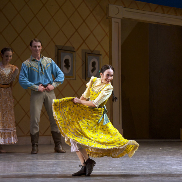 Xiomara Reyes, como la "vaquera", en "Rodeo", de Agnes de Mille, presentado por el ABT en el Kennedy Center. Foto: Gene Schiavone. Gentileza: JFKC.