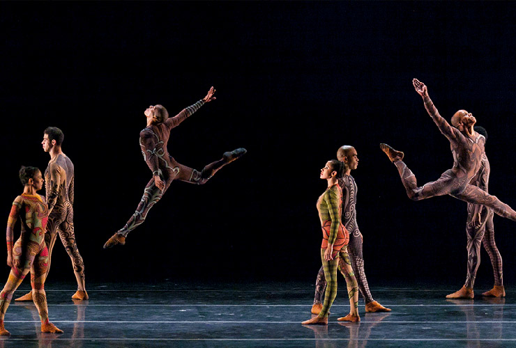 En Iberian Suite, en el Kennedy Center, el Grupo Corpo subió a escena “Sem Mim”, una obra evocativa del mar de Vigo. Foto gentileza JFKC.