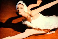 La carrera de Maya Plisétskaya empezó cuando bailó por primera vez "La muerte del cisne", obra con la que se despidió de los escenarios cuando ya tenía cerca de 70 años. Foto archivo Danzahoy.