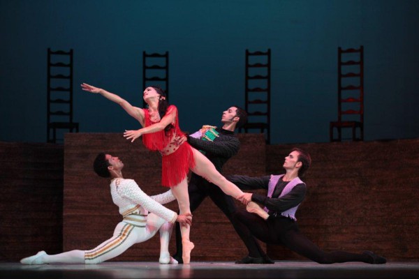  Viengsay Valdés, una de las tres bailarinas que interpretó "Carmen", enfatizó los perfiles eróticos del personaje. Foto: Nancy Reyes. Gentileza NR.