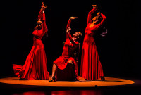 La Compañía flamenca Sara Baras presenta su espectáculo "Voces" el 9 de julio en el Festival Badasom.