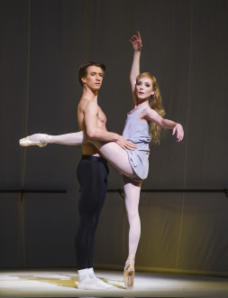 "Afternoon of a Faun", con Vadim Muntagirov y Sarah Lamb. Foto:Tristram Kenton.