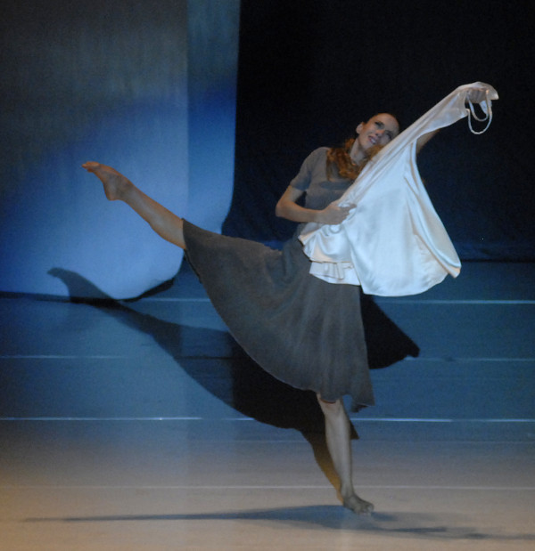 Les Ballet de Monte Carlo ensaya la pieza “Cenicienta” que se estrenó por primera vez en ‪‎Cuba en el XVI Festival Internacional de Teatro de La Habana. Foto: Abel Rojas Barallobre.