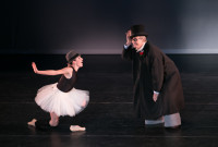 Tiler Peck y Bill Irwin en "Time It Was/116", abrieron el programa de DEMO:Time en el Terrace Theatre del Kennedy Center. Foto: Erin Baiano. Gentileza JFKC.