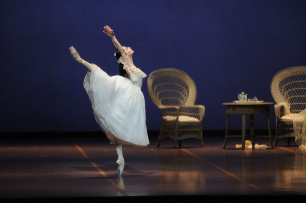 Lucía Lacarra, primera bailarina del Ballet de la Ópera de Munich y Premio Nacional de Danza 2005. Foto: Charles Tandy. Archivo Danzahoy.