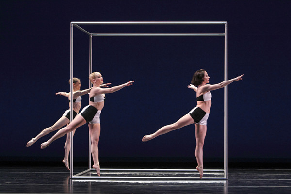 "Polaris", una de las obras que presenta la Paul Taylor Dance Company en el Kennedy Center de DC. Foto: Paul B. Goode. Gentileza JFKC.