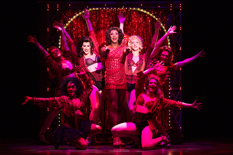 La producción original de "Kinky Boots" tuvo su estreno en 2012 en Chicago. Foto: Matthew Murphy. Gentileza JFKC.