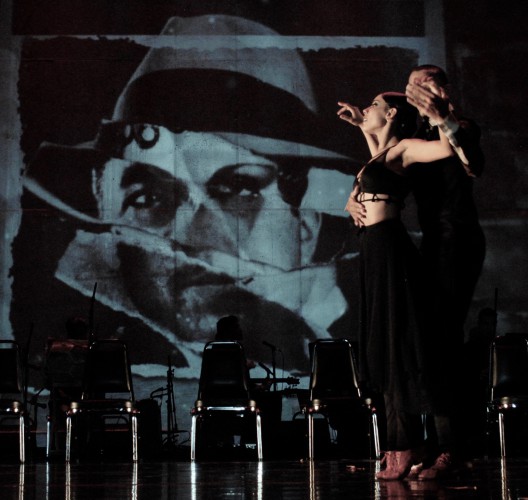 Ballet Folklórico de Antoquia con el Grupo Tierra Adentro, de Colombia, pusieron en escena “Naciste Vos”, de María Rovira, un contundente homenaje a Carlos Gardel. Foto gentileza IBFM.