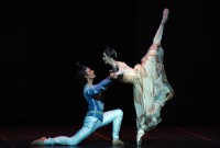 "La_Bayadere", por el Ballet del Estado de Baviera, con direccion de Igor Zelensky. (Ksenia Ryshkova y Sergei Polunin). Foto: Charles Tandy. Gentileza BS.