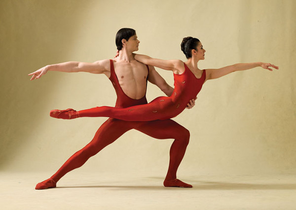 Tamás-Krizs y Sona-Kharatian de The Washington Ballet en "Fives", en el Kennedy Center. Foto: Dean Alexander. Gentileza TWB.