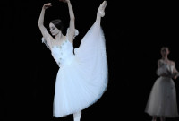 María Kochetkova (San Francisco Ballet) y Joaquín de Luz (New York City Ballet) bailarán el pas de eux de "Giselle". Foto: Erik Tomasson. Archivo Danzahoy.