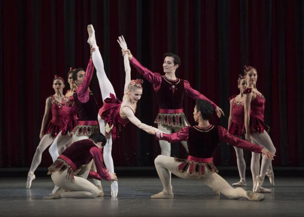 El Royal Ballet of London transmite en directo en España "Jewels", de Balanchines. Foto: Alastair Muir. Gentileza ROH.