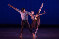 “Year of the Rabbit”, de Justin Peck, por Patricia Delgado y Jovani Furlan, bailarines principales del Miami City Ballet. Foto: Teresa Wood. Gentileza JFKC.