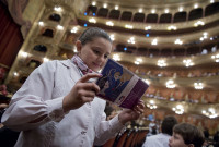 Los 1780 niños de 5to. grado asistieron a las funciones de “Sylvia”, por el Ballet Estable del Teatro Colón, dirigido por Paloma Herrera. Foto. Juan José Bruzza. Gentileza TC.