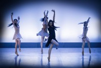 El Ballet de Camagüey llevó a La Habana "Carmen", en version de Peter Breuer, una producción multidisciplinaria de danza-teatro. Foto: Alfredo Cannatello. Gentileza BC.