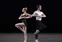 El NYCB llevó al Kennedy Center uno de los clásicos de George Balanchine, “The Four Temperaments”, obra estrenada por primera vez en 1946. Foto: Paul Kolnik. Gentileza JFKC.