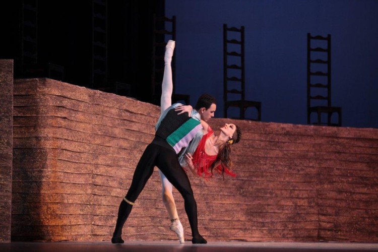 El Ballet Nacional de Cuba repuso "Carmen", versión revisada de la pieza de Alberto Alonso. Foto: Nancy Reyes. Archivo Danzahoy.