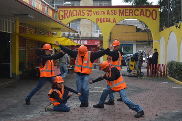 Asaltodiario, grupo fundado y dirigido por Miguel Ángel Díaz y Claudia Vázquez, pondrá en marcha su plan de llevar su arte a más de cinco mil consumidores. Foto gentileza INBAL.