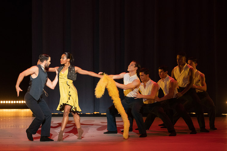 “Doña Perón” interpretada por Dandara Veiga “Doña Perón” tuvo su estreno mundial Nueva York, en el Festival de Danza del City Center. Foto: Teresa Wood. Gentileza: JFKC.
